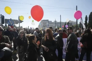 Yunanistan’da, hükumetin sosyal güvenlik yasasıyla ilgili hazırladığı yasa tasarısına itiraz