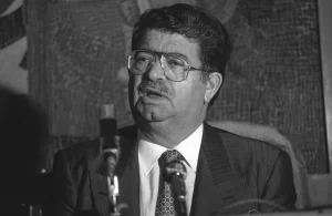 Türkiye'de birçok yeniliğin öncüsü olan Turgut Özal, 1983'ten 1991'e kadar