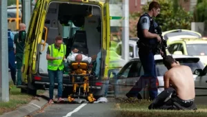 MELBOURNE   Yeni Zelanda'nın ChristChurch kentindeki iki camiye, cuma namazı