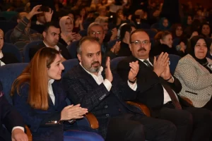 BURSA Engelli solistler gönüllerde taht kurdu   BURSA – Bursa