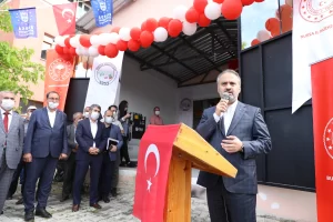 Bursa’nın Keles ilçesinde dolu yağışı sebebiyle büyük zarar gören köylüleri