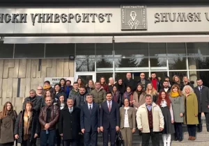 Bulgaristan'da Türkiye Burslarını tanıtan Yurtdışı Türkler ve Akraba Topluluklar (YTB)