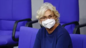 Funke medya grubuna açıklama yapan Lambrecht, ülkesinin Avrupa Birliği (AB)