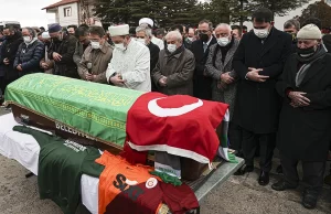 Trafik kazasında hayatını kaybeden milli futbolcu Ahmet Çalık'ın cenazesi Ankara'da