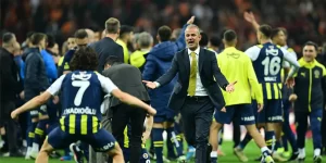Galatasaray-Fenerbahçe derbisinin galibi Sarı Lacivertliler oldu. Şampiyonluk düğümü iki takımın