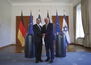 Almanya Cumhurbaşkanı Frank-Walter Steinmeier, İsrailli mevkidaşı Isaac Herzog ile Berlin’de