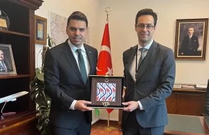 Yurt dışında yaşayan vatandaşların Cumhurbaşkanı seçimlerinin ikinci turu için adeta