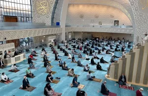 Diyanet İşleri Türk İslam Birliği (DİTİB) Köln Merkez Camii’nde salgın