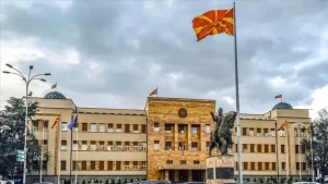 Kuzey Makedonya'da 20 bin kişinin yasa dışı dinlenmesine ilişkin görülen