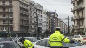 Yunanistan'a yasa dışı yollardan giriş yapan FETÖ'cülerden 9 bininin siyasi