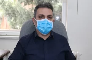 Yeni tip koronavirüsü (Kovid-19) yenerek görevlerine dönen Seyhan Devlet Hastanesi