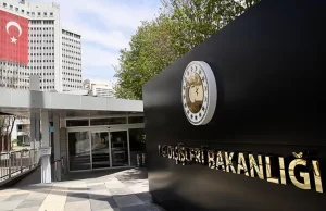 Dışişleri Bakanlığı, Yunanistan Başbakanı Miçotakis'i 'Türk kimliğini inkara son vermeye'