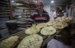 Balkan ülkesi Bosna Hersek'te 500 yıldır yoğrulan Osmanlı tarifi somun,