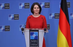 Almanya Dışişleri Bakanı Annalena Baerbock, Finlandiya ve İsveç için NATO'nun