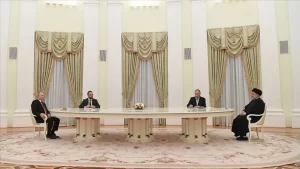 Rusya devlet televizyonu Rossiya-1 kanalında yayınlanan “Moskova.Kremlin.Putin” ismindeki programda Putin’in