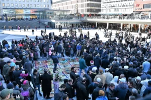 STOCKHOLM   İsveç'in başkenti Stockholm'de, Yeni Zelanda'nın Christchurch kentinde cuma