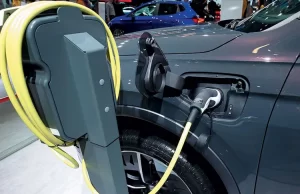 Avrupa Birliği'nde (AB), 2020 yılında elektrikli ve hibrit otomobillerin satışları
