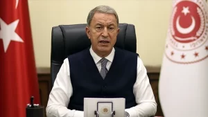Milli Savunma Bakanı Akar, "Yunanistan'la yapacağımız görüşmelerle meselelerin hak, hukuk