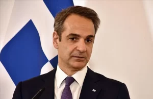 Yunanistan Başbakanı Kiryakos Miçotakis, 60 yaş üstü kişilerin yeni tip