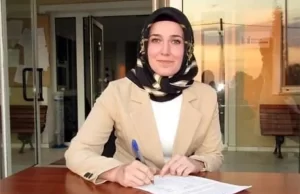 Kozlukebir Belediyesi Meclis Başkanlığı görevine avukat Rukiye Rızgıç seçildi.