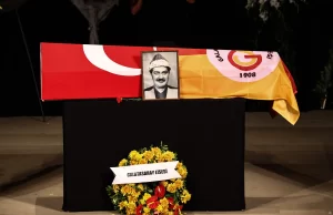 Ses Tiyatrosu'ndaki törene Kültür ve Turizm Bakanı Mehmet Nuri Ersoy,