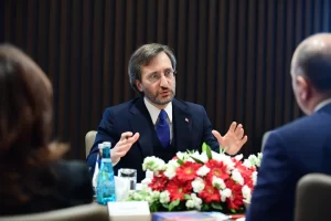 Cumhurbaşkanlığı İletişim Başkanı Fahrettin Altun, Azerbaycan Kültür Bakanı Anar Kerimov