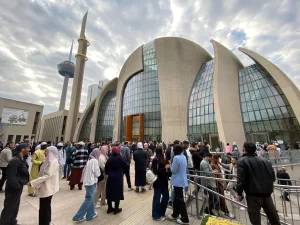 Oruçların tutulduğu, iftar sofralarının paylaşıldığı, mukabelelerin okunduğu, teravih namazlarının kılındığı