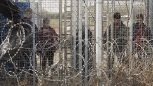 Macaristan, sığınmacılara karşı alınan önlemler kapsamında Vişegrad Grubu'ndaki ortakları Çekya,