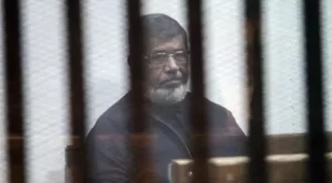 Mursi'ye görüş izni verilmemesine soruşturma   Mısır'da yargı makamları, darbeyle