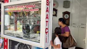 Edirne'de, 9 yaşında çırak olarak başladığı mesleğini 45 yıldır sürdüren