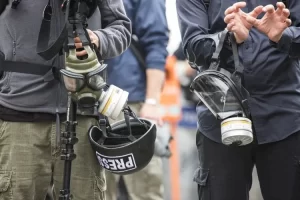 Alman polisinin Sabah gazetesinin Avrupa haberleri merkezinin bulunduğu Frankfurt ofisine