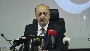 Türkiye'nin Köln Başkonsolosluğunda düzenlenen "VI. Meslek Eğitim Borsası" etkinliğine katılan