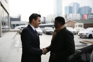 Gine Yükseköğretim ve Bilimsel Araştırma Bakanı Alpha Bacar Barry, Yurtdışı