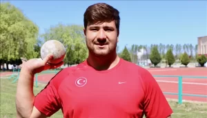 Portekiz'de düzenlenen Avrupa Atmalar Şampiyonası'nda milli sporcu Alperen Karahan, 23