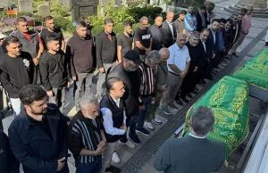 Almanya'nın Eberswalde kentinde çıkan yangında hayatını kaybeden Emine Çoban ve
