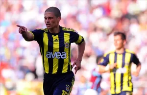 Fenerbahçe'nin eski yıldız oyuncusu Brezilyalı Alex de Souza, Sao Paulo