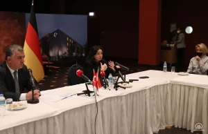 Türkiye'nin Berlin Büyükelçisi Ahmet Başar Şen ile Berlin Eyalet Sağlık