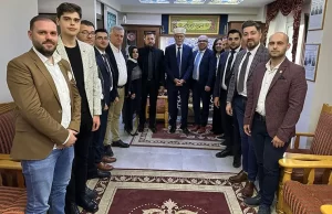 Batı Trakya Türkleri Dayanışma Derneği Bursa Şubesi Yöneticileri Başkan Dr.