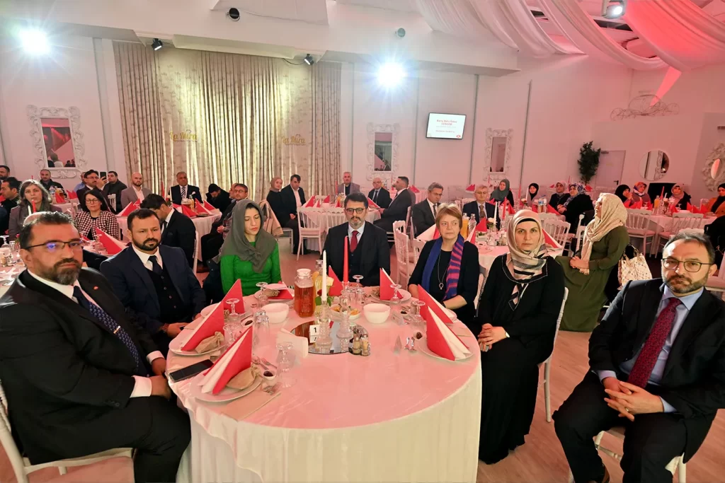 Hamburg DİTİB Eyalet Birliği‘nden iftar yemeği