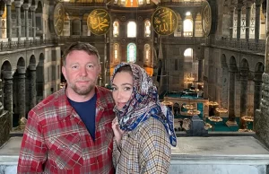 Antalya'da çekimleri devam eden "Five Eyes" filminin yönetmeni ve senaristi