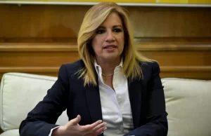 KİNAL Partisi Genel Başkanı Fofi Gennimata, hastalıklarının nüksetmesi üzerine parti