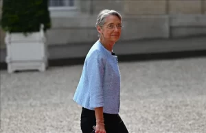 Fransa'da Jean Castex'in istifasının ardından boşalan başbakanlık görevine mevcut Çalışma