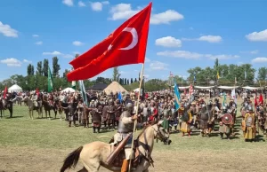 Macaristan’nın Bugač şehrinde Hun-Türk Kurultayı başladı. Macaristan’nın Bugač şehrinde düzenlenen