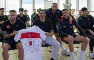 Hollanda Futbol Federasyonu'nu temsilen 2024 Avrupa Şampiyonası'nda görev yapacak Türk