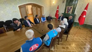Özbekistan'da ihtiyaç sahibi 3 bin 500 aileye gıda kolisi dağıtımı