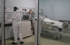 Son 24 saatte 24 bin 419 kişinin tedavisi ya da