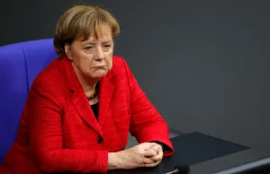 Almanya Başbakanı Angela Merkel, yeni tip koronavirüs (Kovid-19) kısıtlamalarının gevşetilmesi