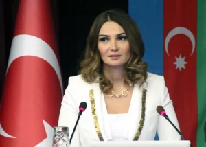 Azerbaycan Milli Meclisi Kültür Komisyonu Başkanı Milletvekili Ganire Paşayeva hayatını