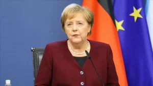 Başbakan Merkel: "Delta varyantı bizi endişelendiriyor"