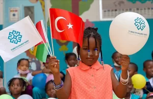 Dünyanın dört bir yanında Türkiye Maarif Vakfı'na bağlı okullarda Türkiye
